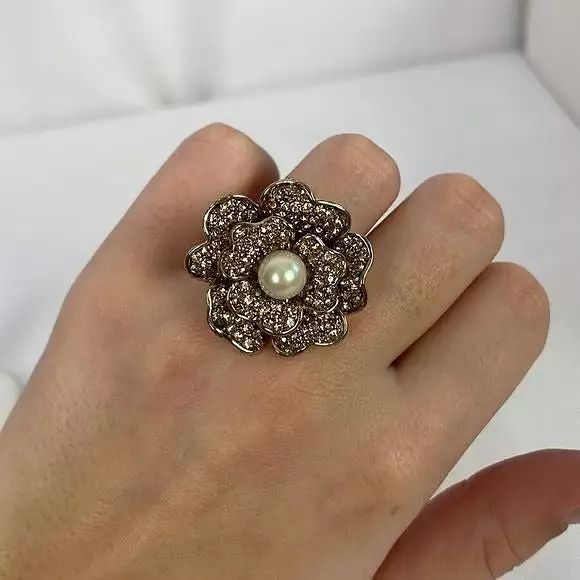 CaroleeBigCrystal Pearl Flower Ring