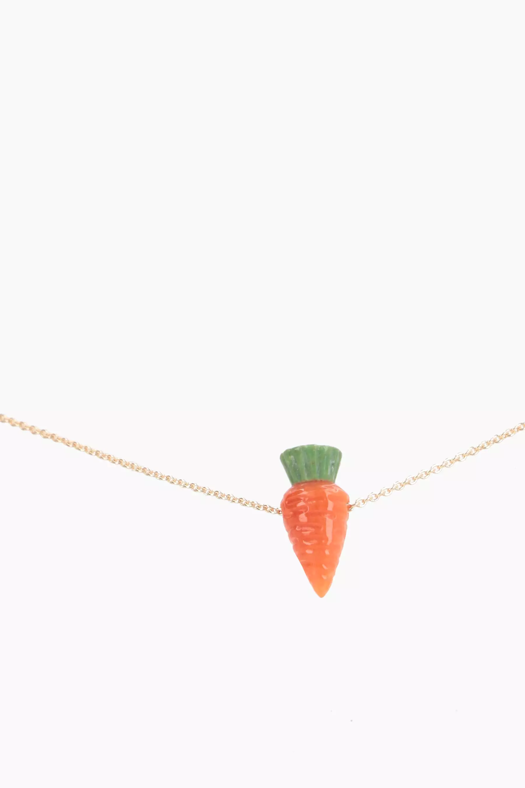 Carrot yellow gold necklace