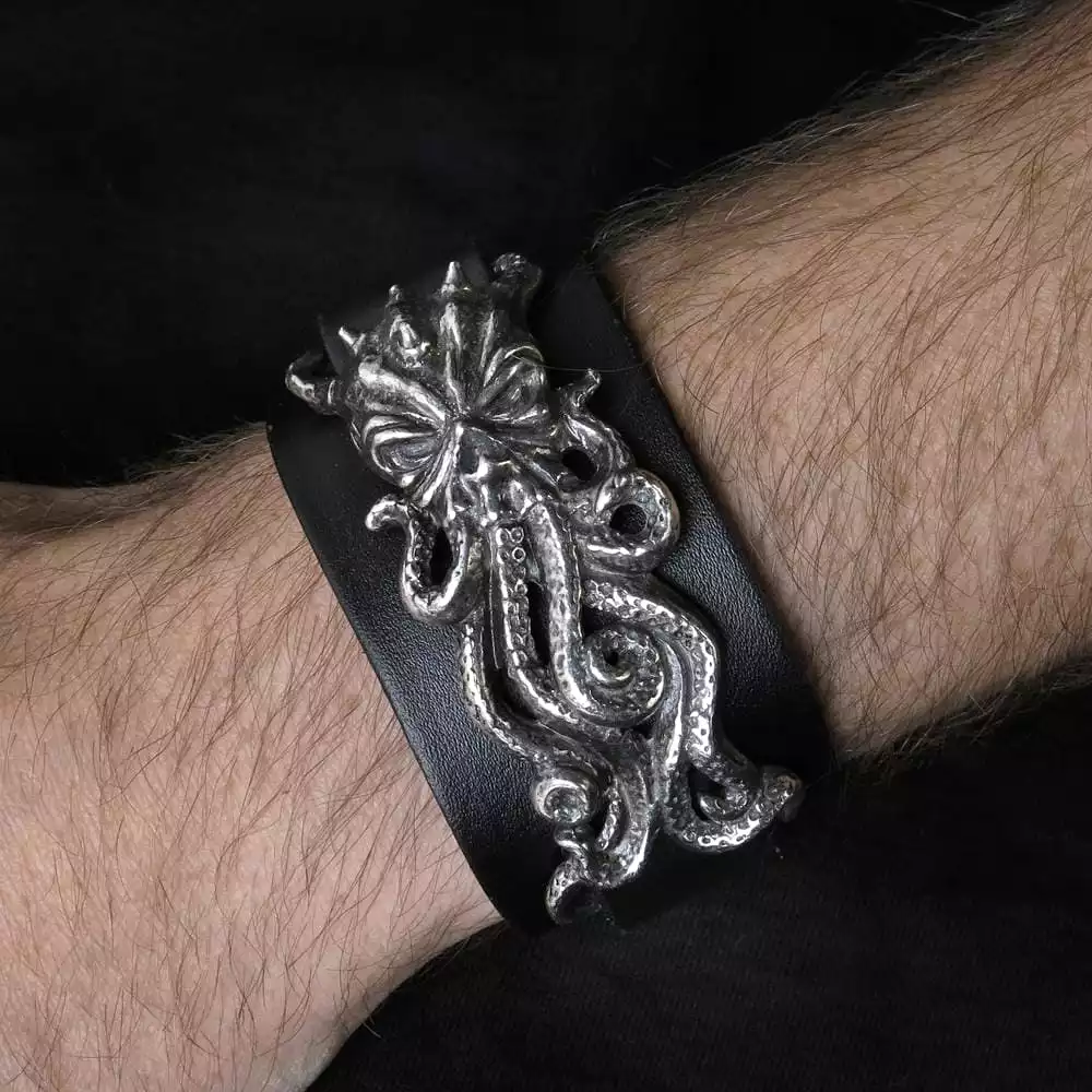 Cthulhu Rising Bracelet