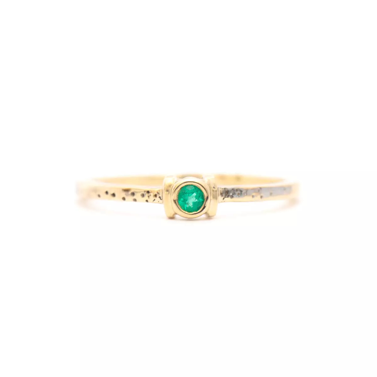 Emerald Catori Ring