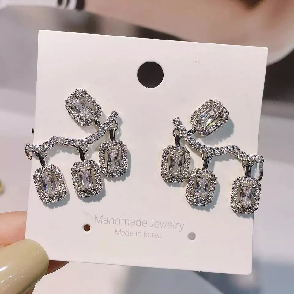 Fashion Gorgeous Geometric Cubic Zirconia Pave Women Stud Earrings S4322284