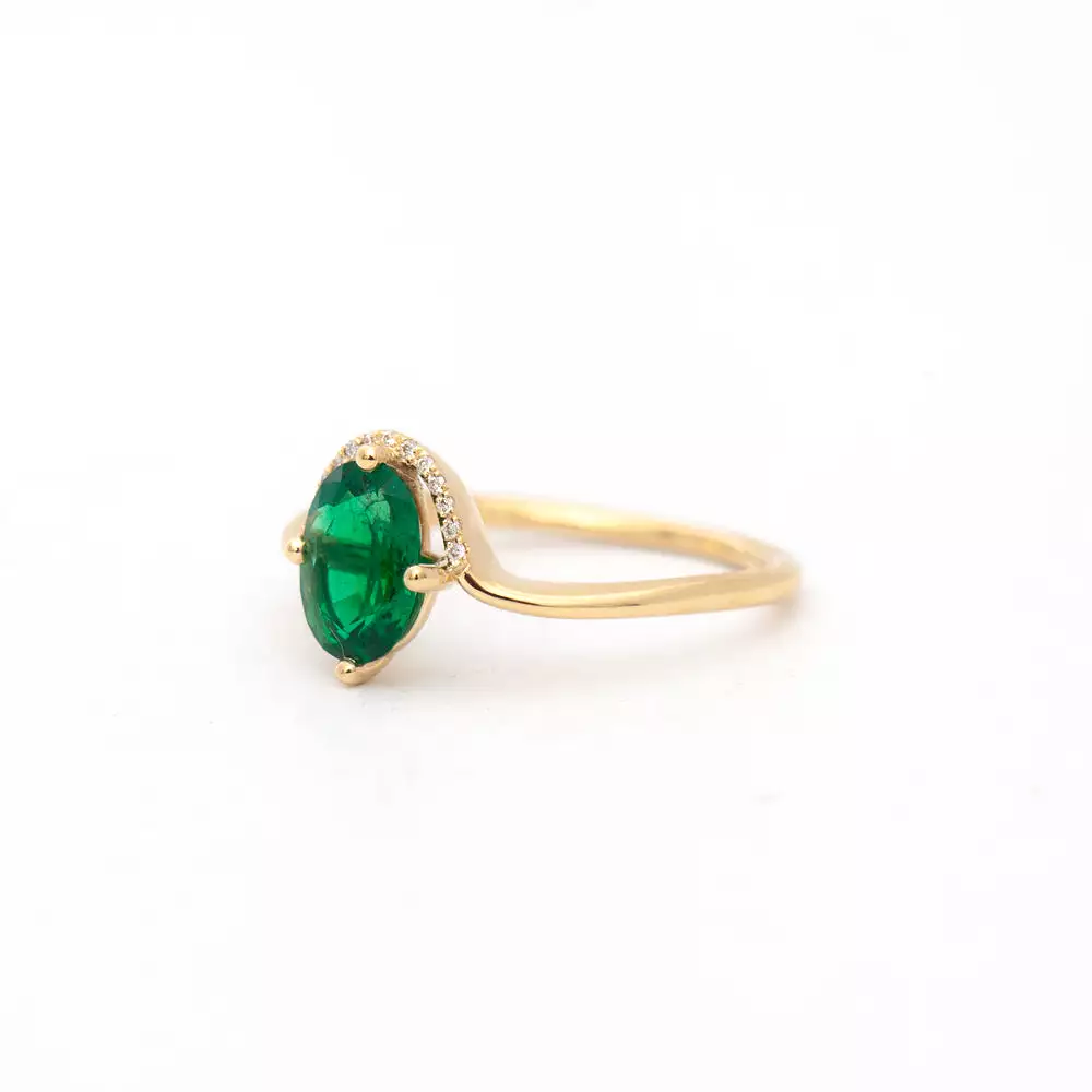 Floating Oval-Cut Emerald Ring