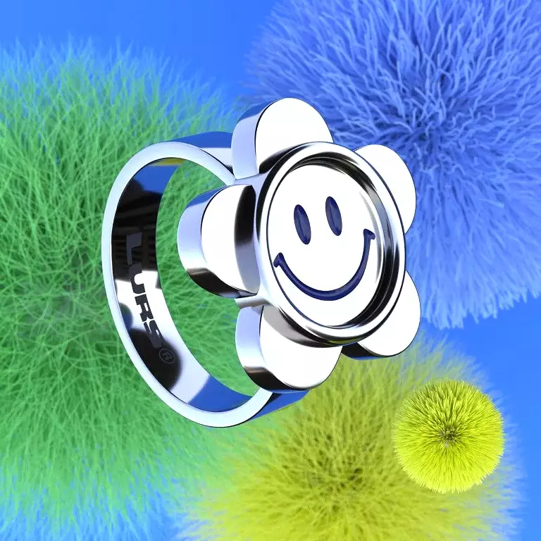 LURS Blue smiley flower ring