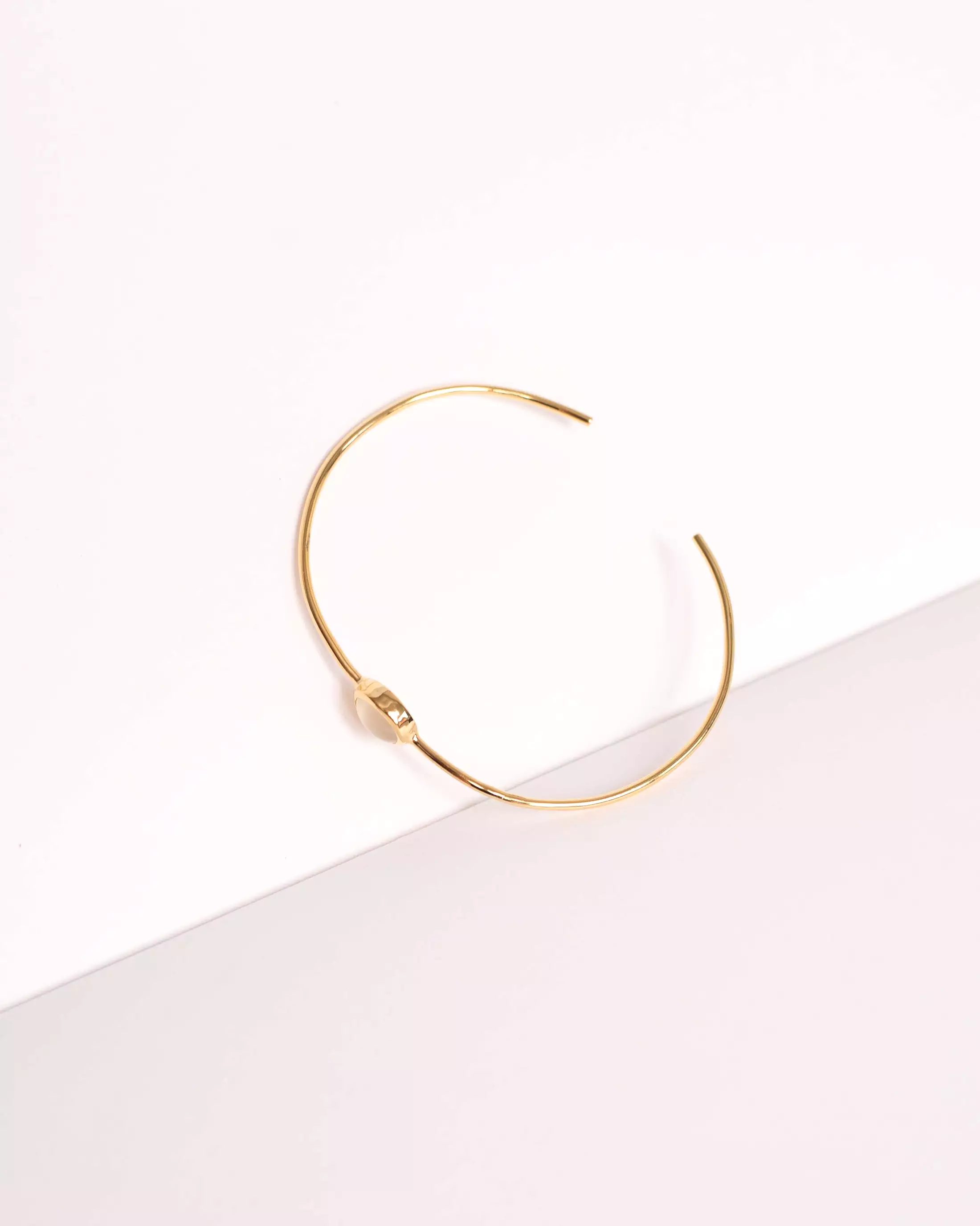 MOONSTONE / GOLD-VERMEIL BRACELET