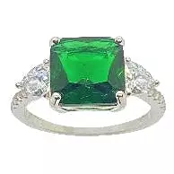 Stunning Emerald .925 Sterling Silver Ring