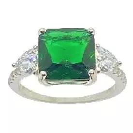 Stunning Emerald .925 Sterling Silver Ring