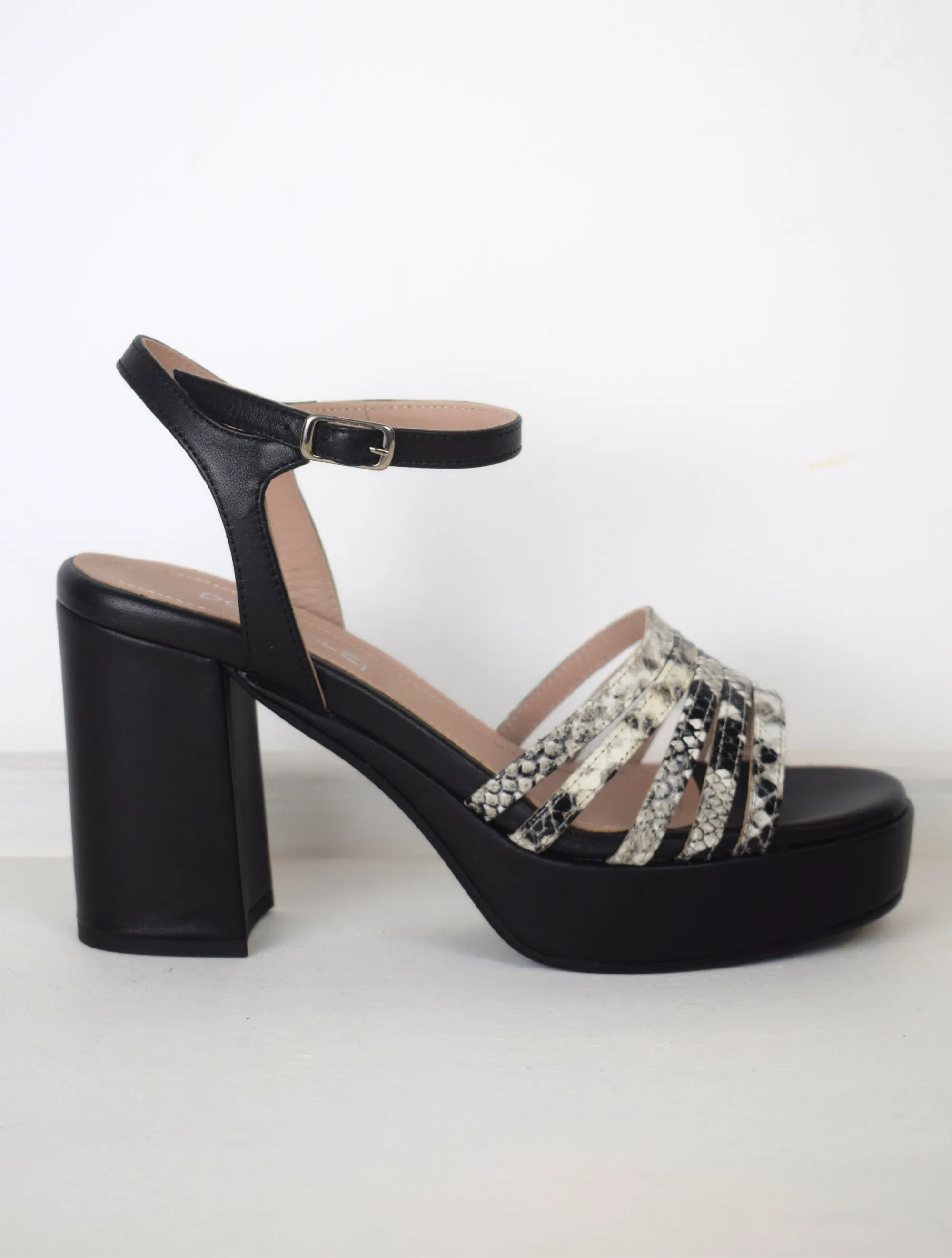 Taipan Sandal Black