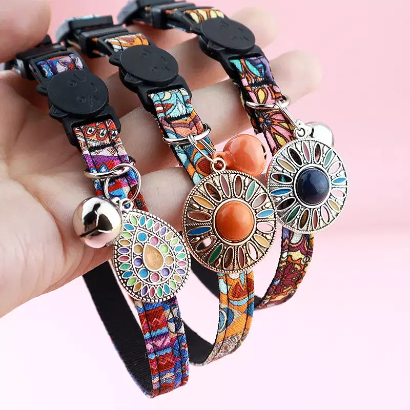 Vintage Style Cat Collar Personalized Pendant With Bell Adjustable Pet Puppy Necklace Fashions Dress Up Cat Accessories